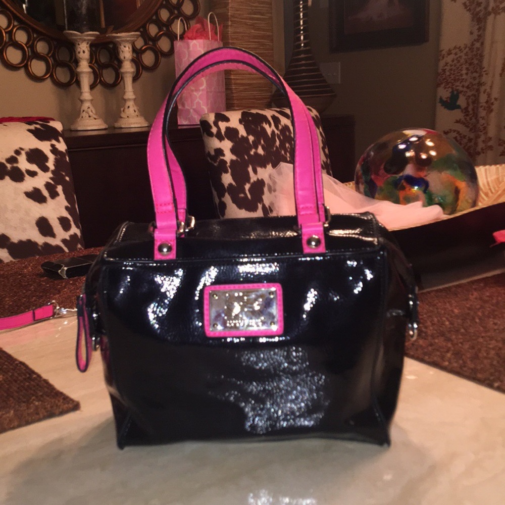 Black Patent Leather Purse with Hot Pink Accents